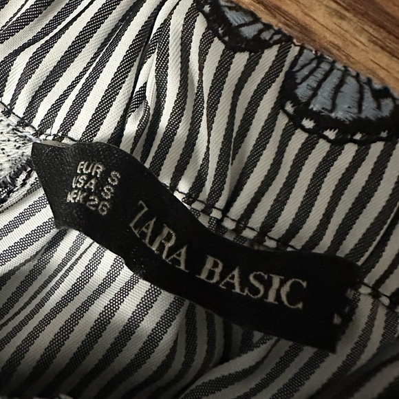 Zara Basic Embroidered Butterfly Off The Shoulder Striped Cropped Blouse Size S - Picture 10 of 13